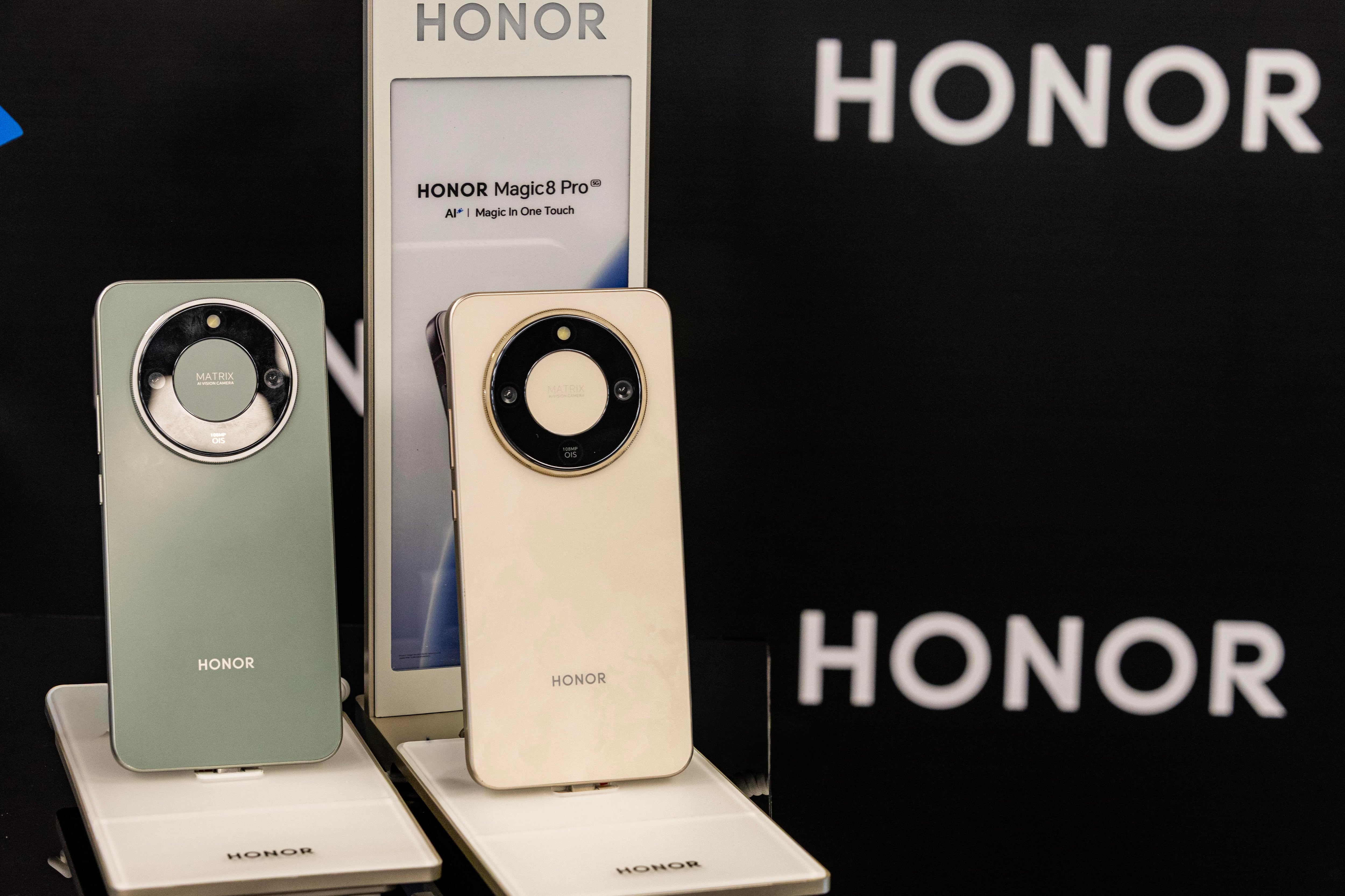 HONOR MAGIC8 SERIES