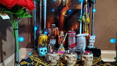 Nuevo detenido ligado a ‘Los Maruja’ tenía altar a la Santa Muerte con billetes y bebidas alcohólicas