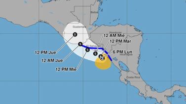 Centroamérica permanece en alerta mientras la tormenta Cristina se acerca, mantiene estados de alerta y ya deja desaparecidos