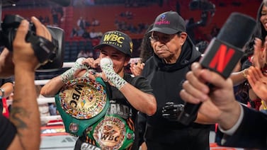 Orgullo de Costa Rica: Yokasta Valle gana su primera defensa del título mundial de boxeo