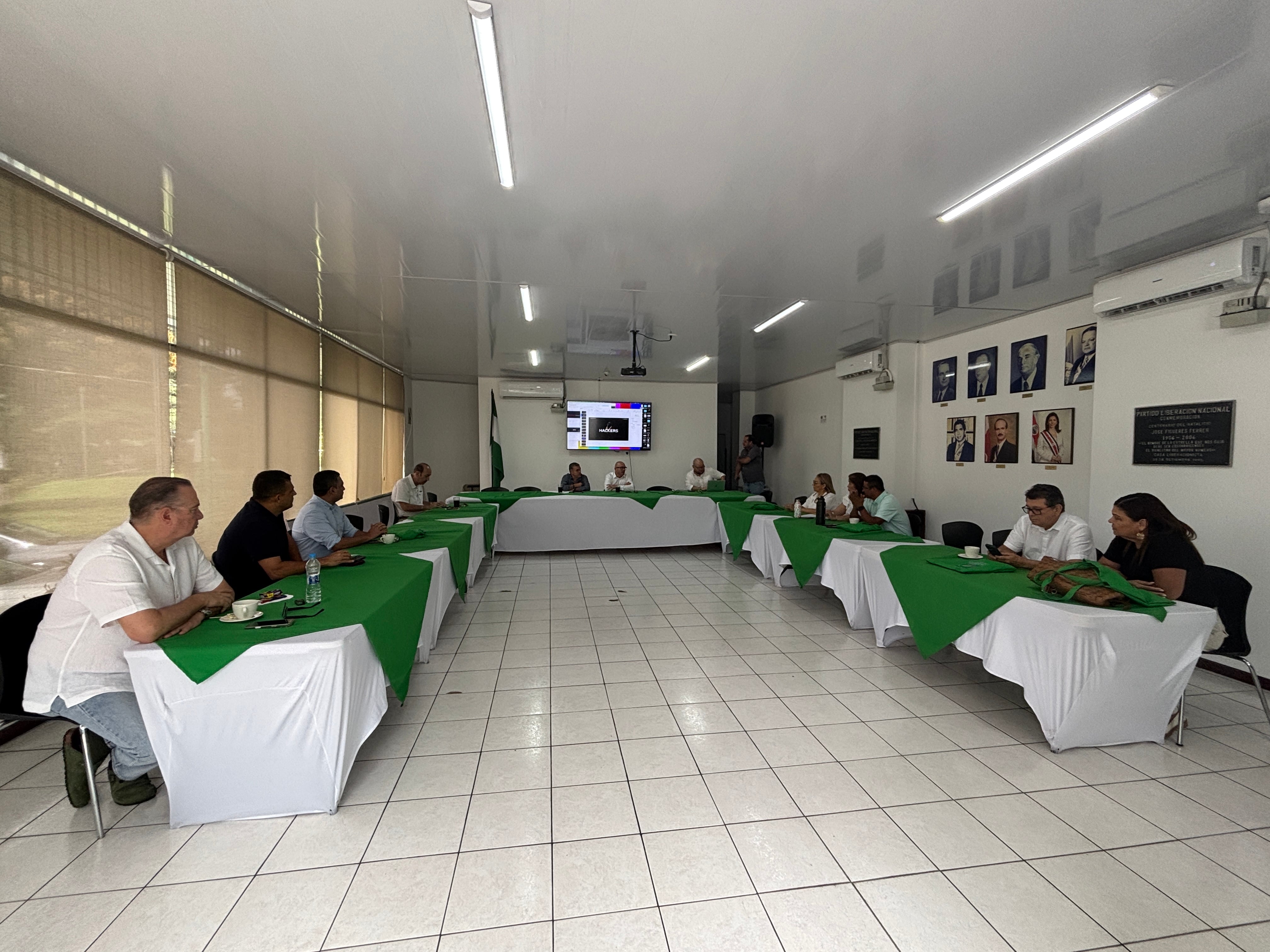 La reunión de alcaldes convocada por el PLN tuvo una baja asistencia de los representantes de gobiernos locales liderados por miembros de la agrupación política.