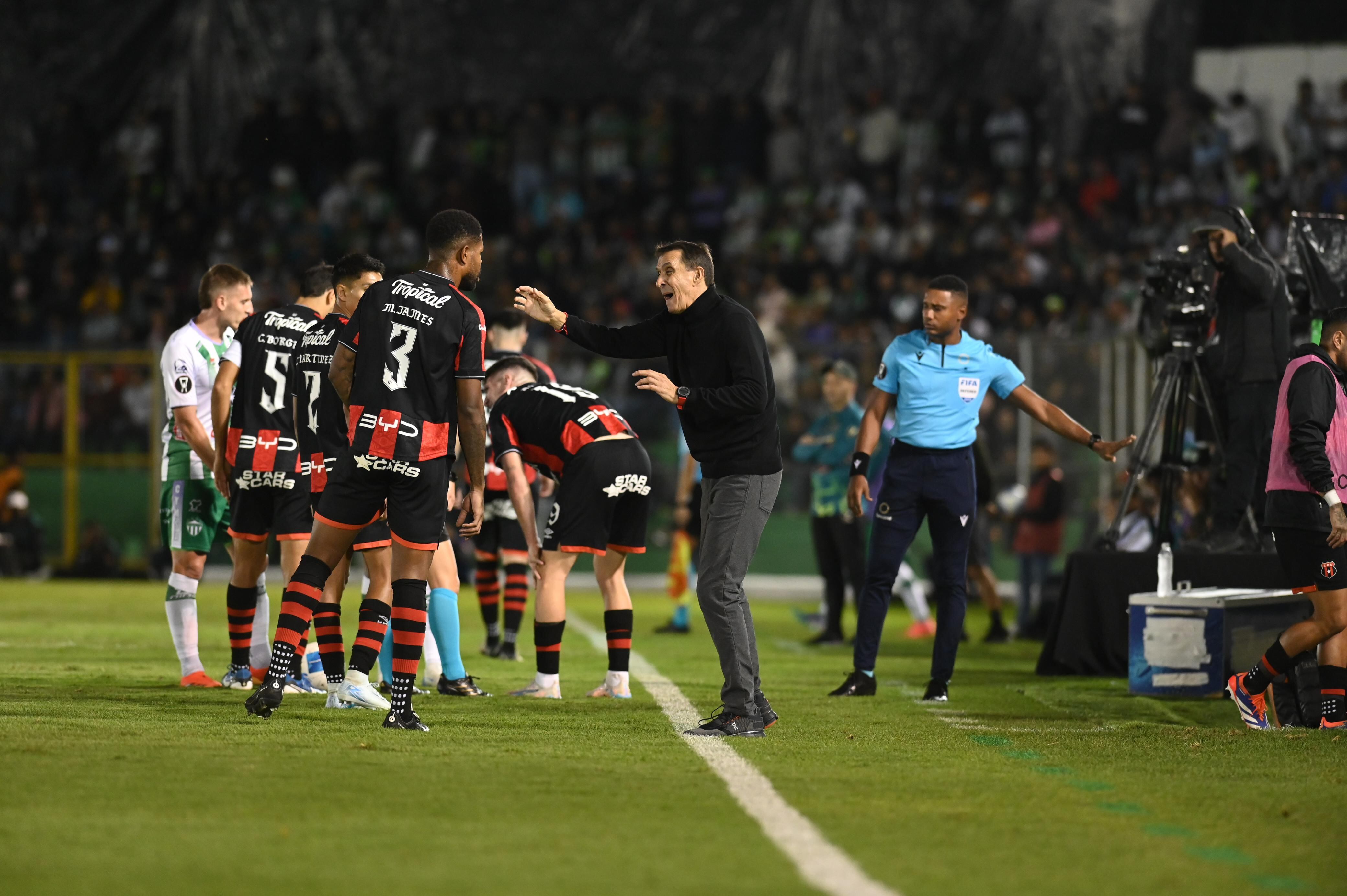 Antigua vs Alajuelense