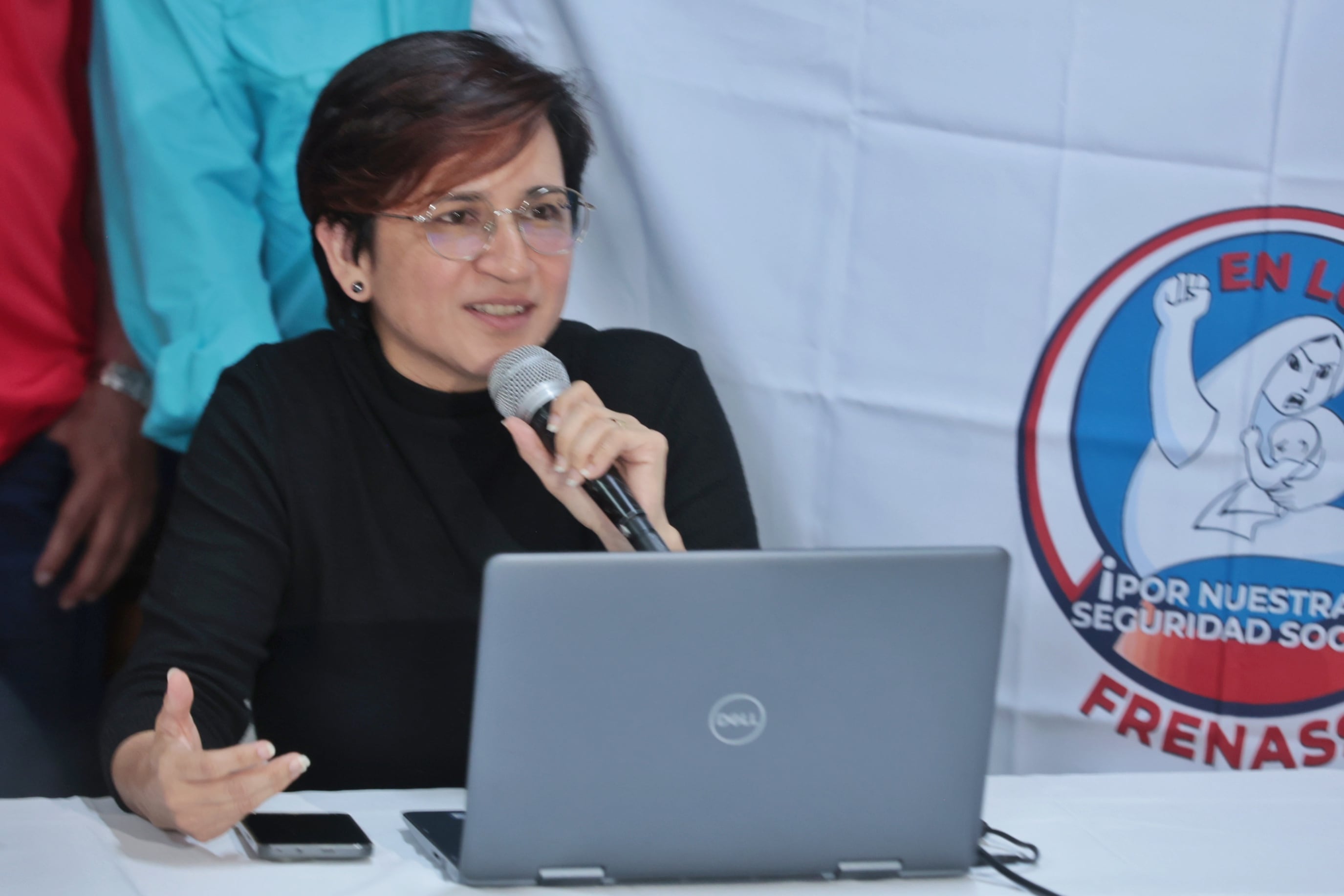 UNDECA Anuncia acciones legales contra el gobierno por negarse a ratificar a Rocio Alfaro como miembro de la Junta Directiva de La Caja