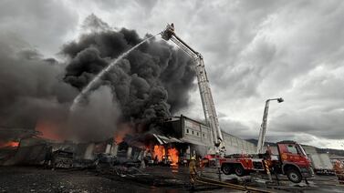 Bomberos detuvieron avance de incendio en Desamparados tras siete horas de trabajo