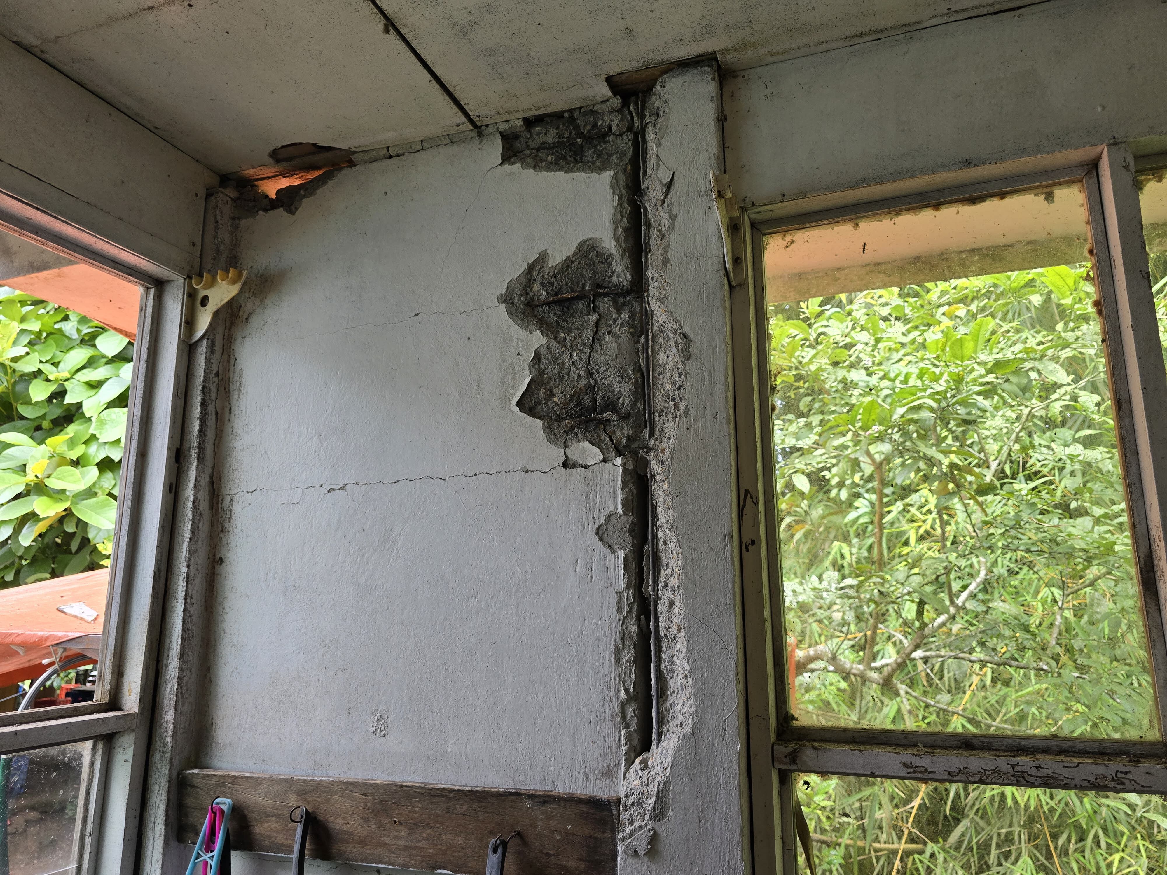 ‘Nos dejó aturdidos, queda uno como en el aire, perdido, sin saber qué pasó, el ruido fue demasiado fuerte’, recuerda vecino de Cartago que presenció la caída del rayo