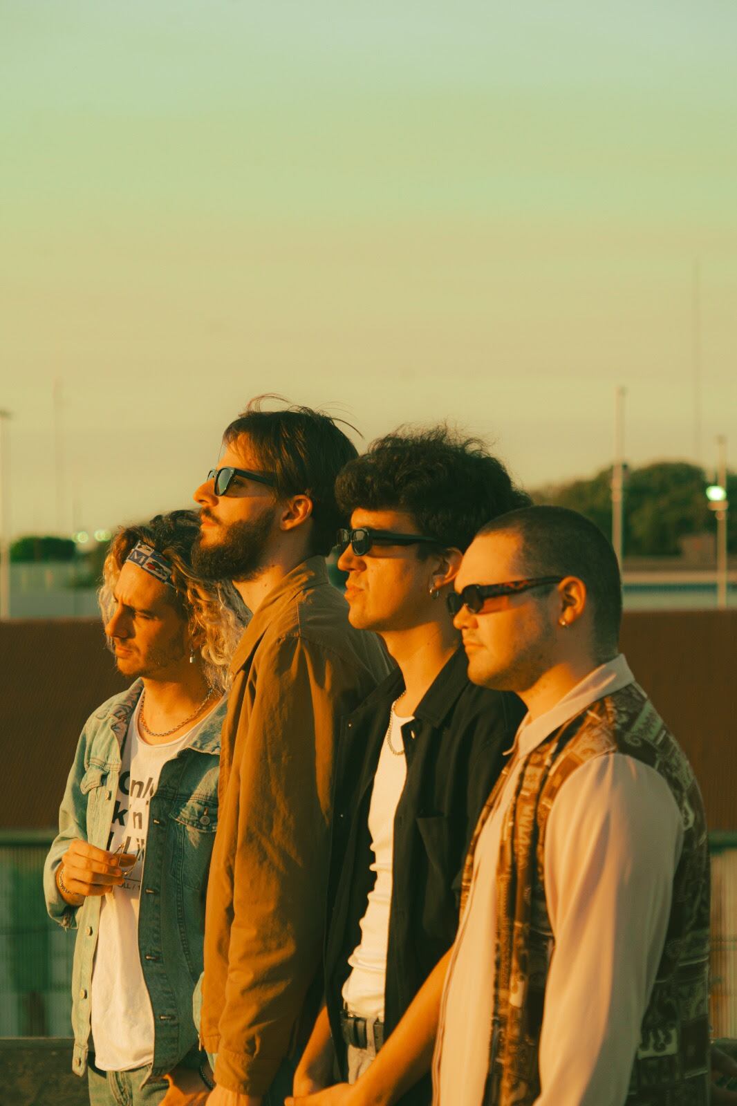 Los músicos argentinos de 1915 se encuentran realizando una gira por América para promocionar su más reciente disco 'Fuera de lugar'. Foto: Cortesía Lit by Inc