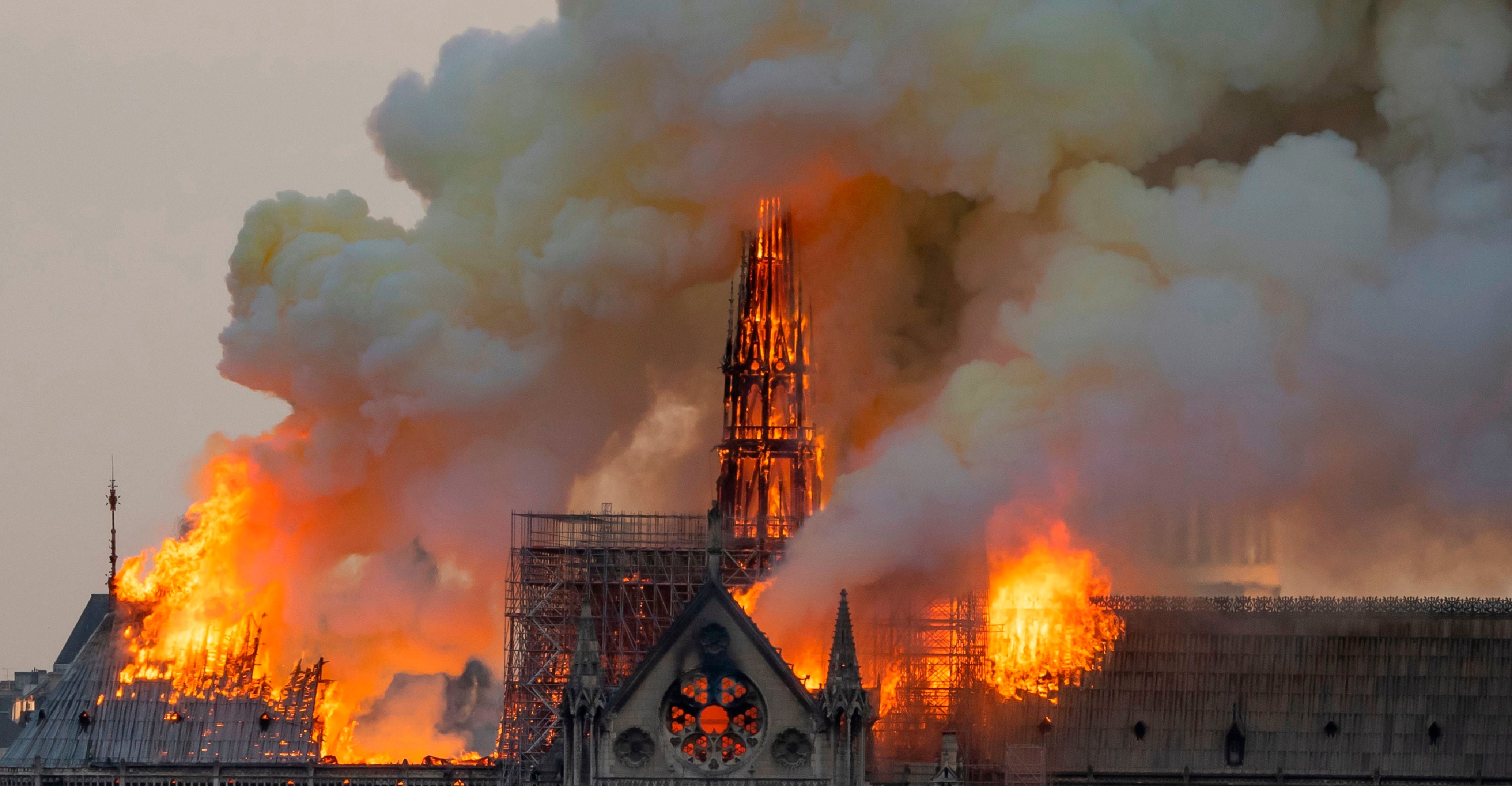 Artistas como Pharrell Williams y Gustavo Dudamel participarán en las actividades de reapertura de la catedral Notre Dame que se quemó en abril del 2015.