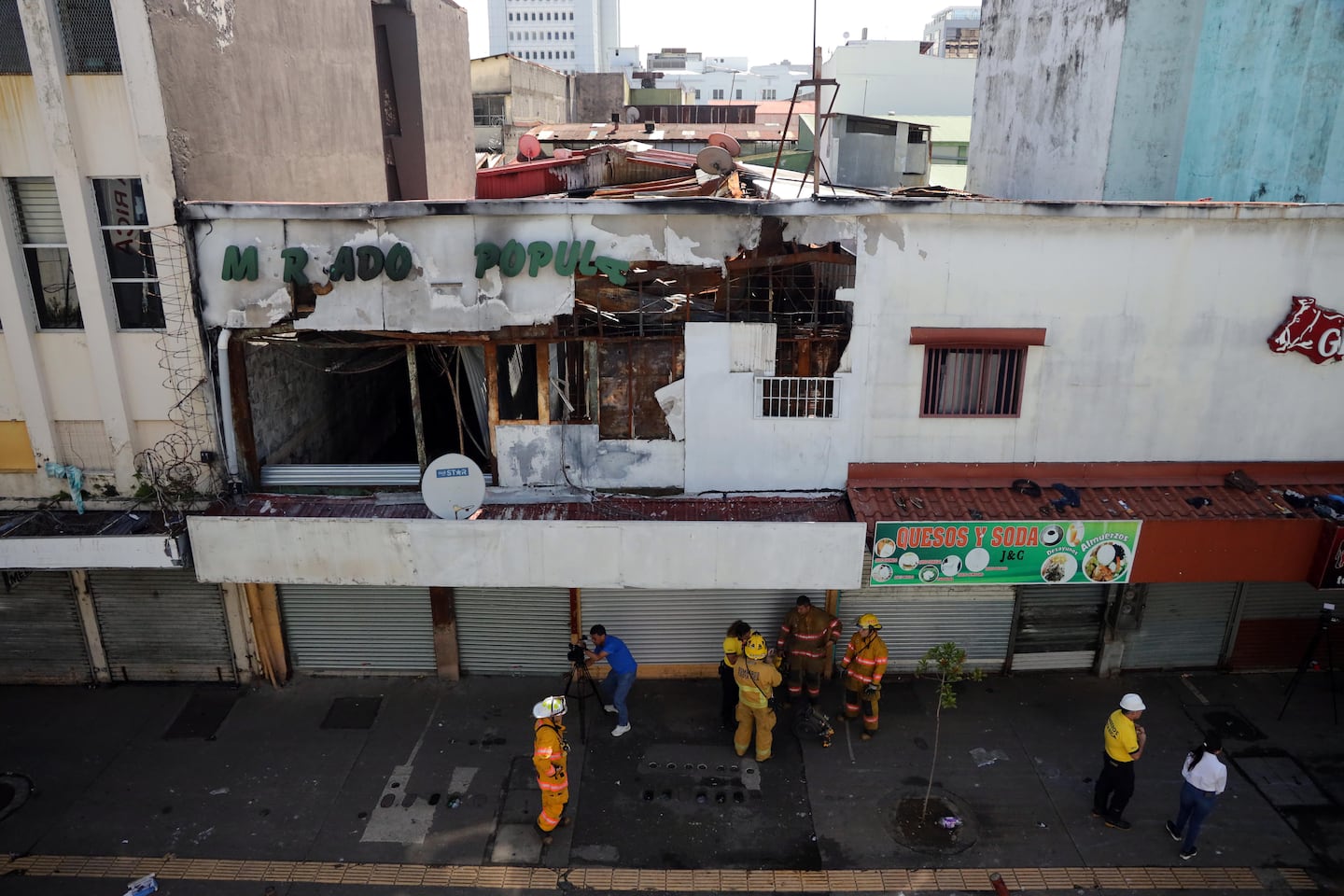 Amplían prisión preventiva para sospechoso de provocar mortal incendio en hotel de San José