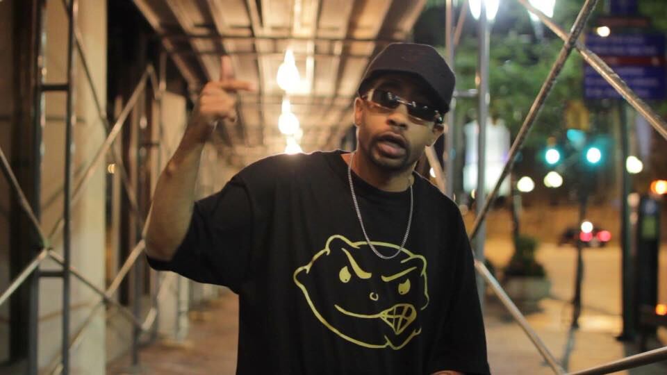 Young Bleed está vivo en la UCI tras un falso rumor de muerte. Familia pidió respeto y que cesen las condolencias.