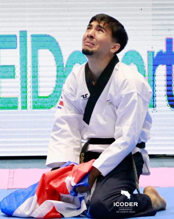 Juegos Centroamericanos Guatemala 2025
Juan Carlos Calderón
Medalla de oro
Taekwondo
Poomsae individual
30 de octubre del 2025
Cortesía: Comité Olímpico