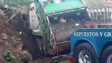 Chofer de camión recolector pitó y pitó para evitar tragedia antes de morir en Heredia