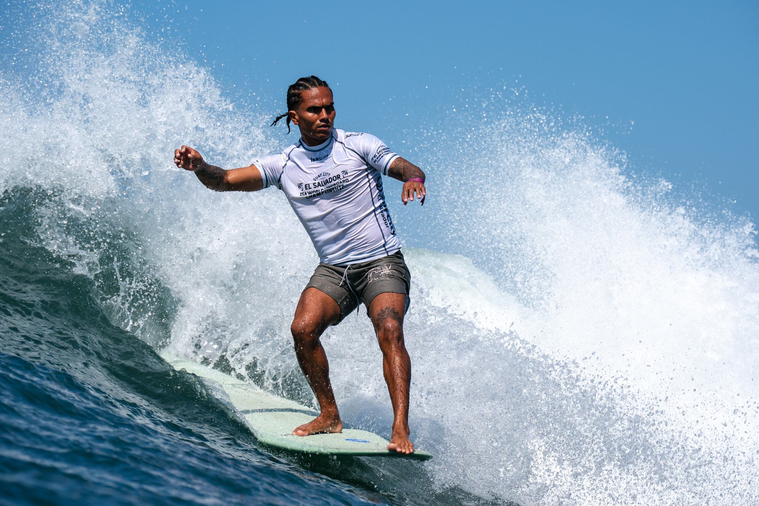 Dorian Torres
Mundial de Longboard
El Salvador
27 de abril del 2025
Cortesía FCS