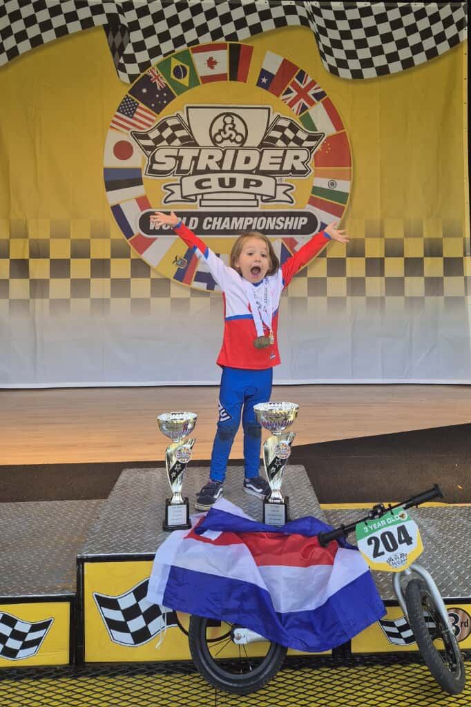 Noah Muñoz Villegas
Campeonato Mundial de Bicicletas Strider o de Balance
Campeó Modalidad Adventure Cross
3 años
Salt Lake City, Utah, Estados Unidos
24 de setiembre del 2025
Fotografía: Erika Villegas