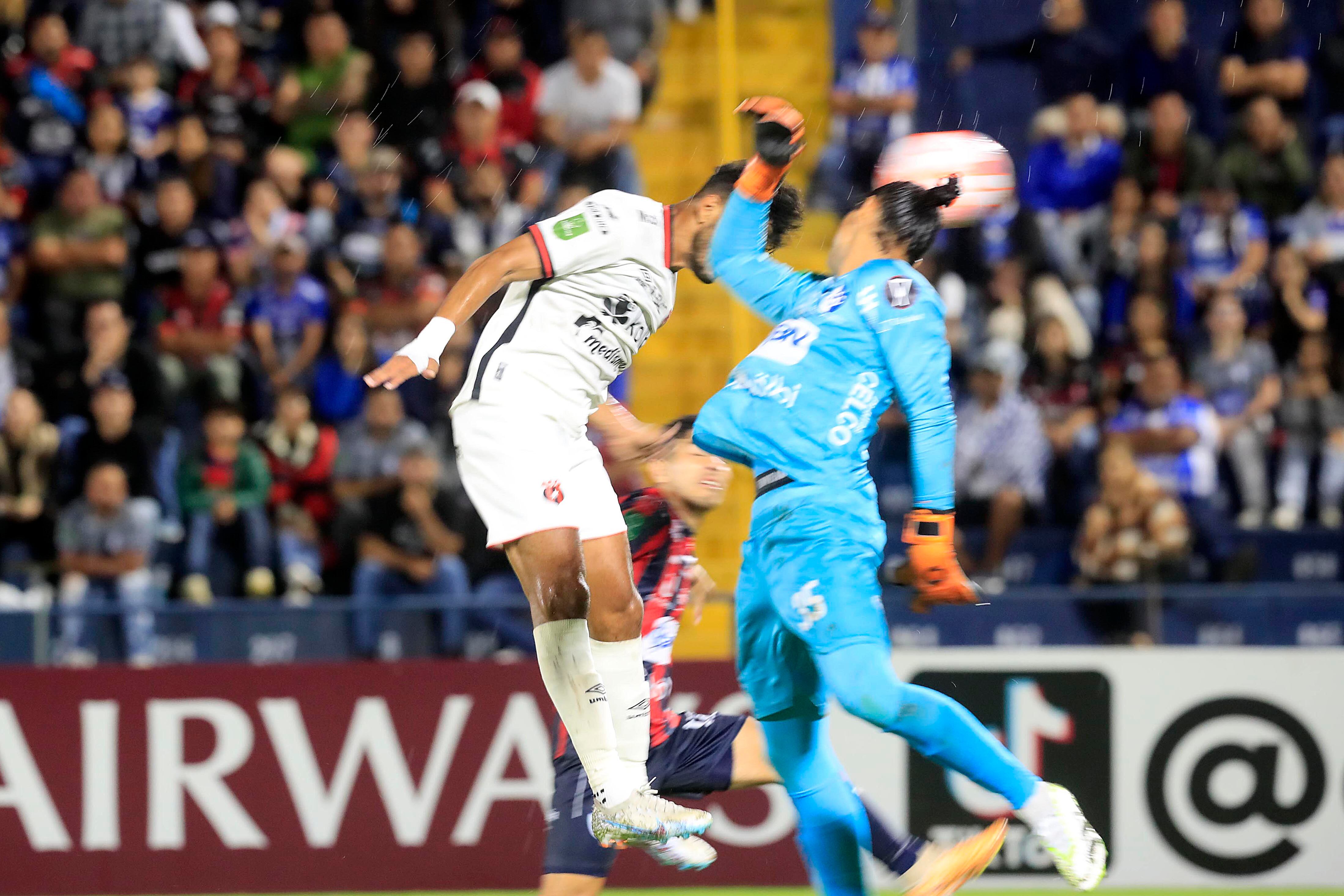 28/09/2023 Estadio Fello Meza, Cartago. El Club Sport Cartaginés recibió a la Liga Deportiva Alajuelense, en partido de la ida de los cuartos de final de la Copa Centroamericana de CONCACAF.