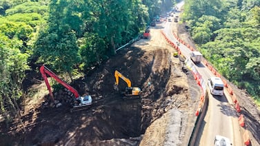 Concesionaria: Obras complejas impiden estimar fecha de arreglo definitivo en hundimiento de ruta 27