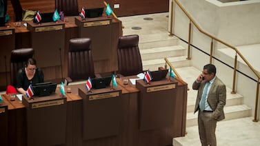 Diputados rechazan propuestas del FMI para aumentar impuestos a canasta básica y salarios