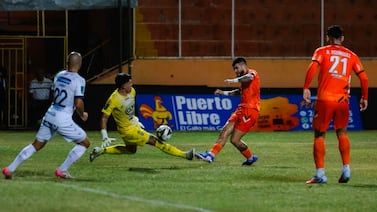 Puntarenas y San Carlos hacen un pésimo negocio y Alajuelense se frota las manos