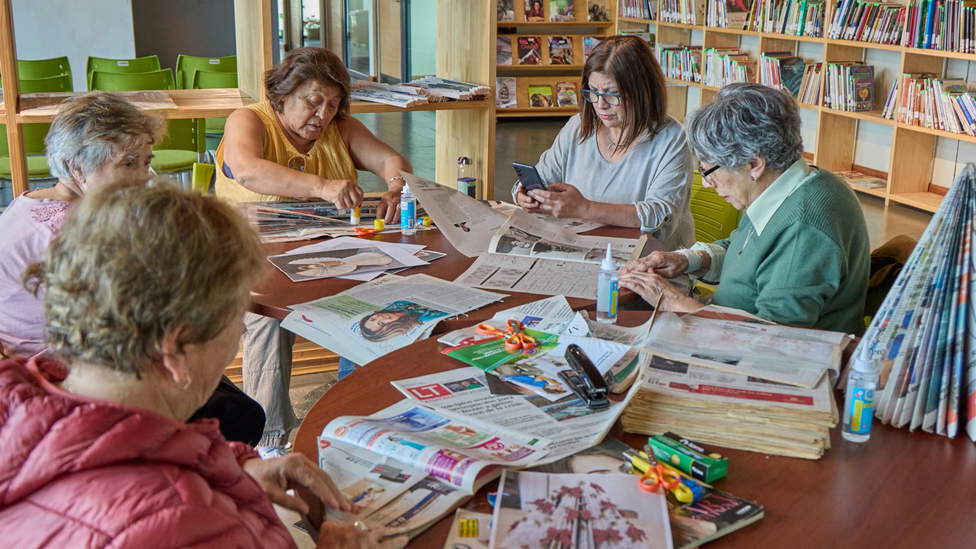 Investigación revela que actividades creativas como el tango o los videojuegos pueden frenar el envejecimiento del cerebro.
