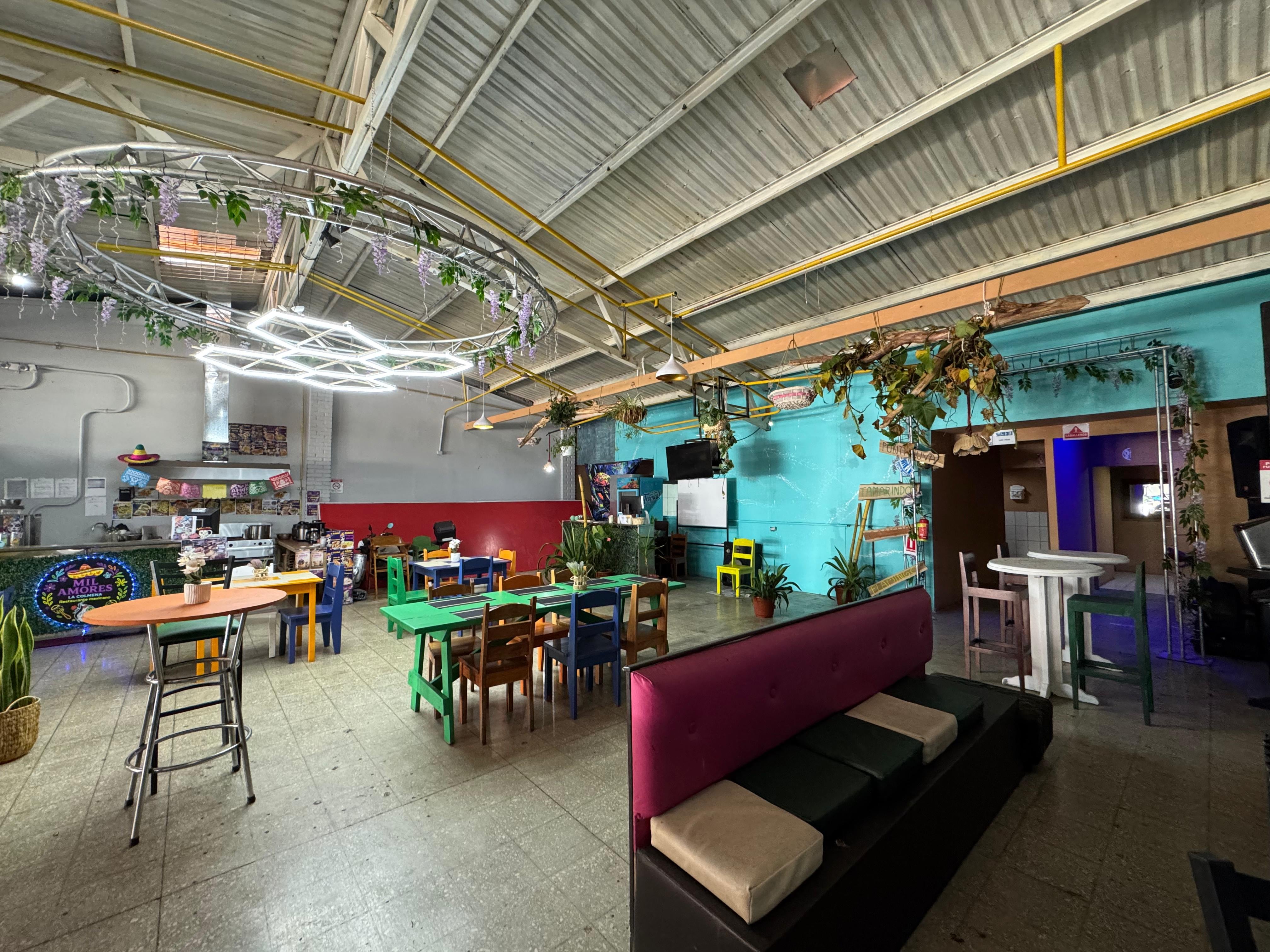 Hace un año, en este sitio operaba el bar Dude's, donde dos primos fueron enterrados en una fosa en el sótano.