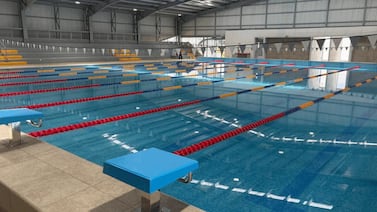 San Ramón sin agua en las casas... pero con piscina llena