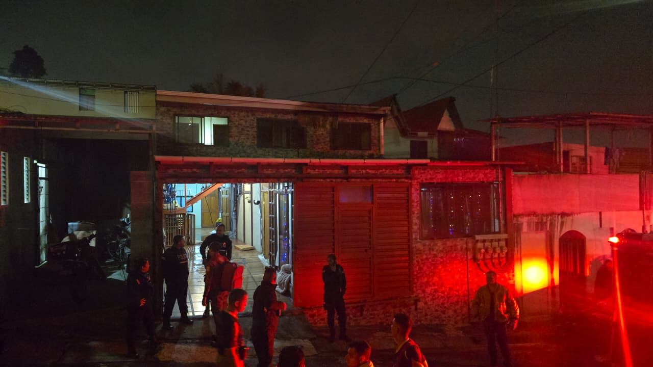 Bomberos confirma persona fallecida en vivienda de Moravia.