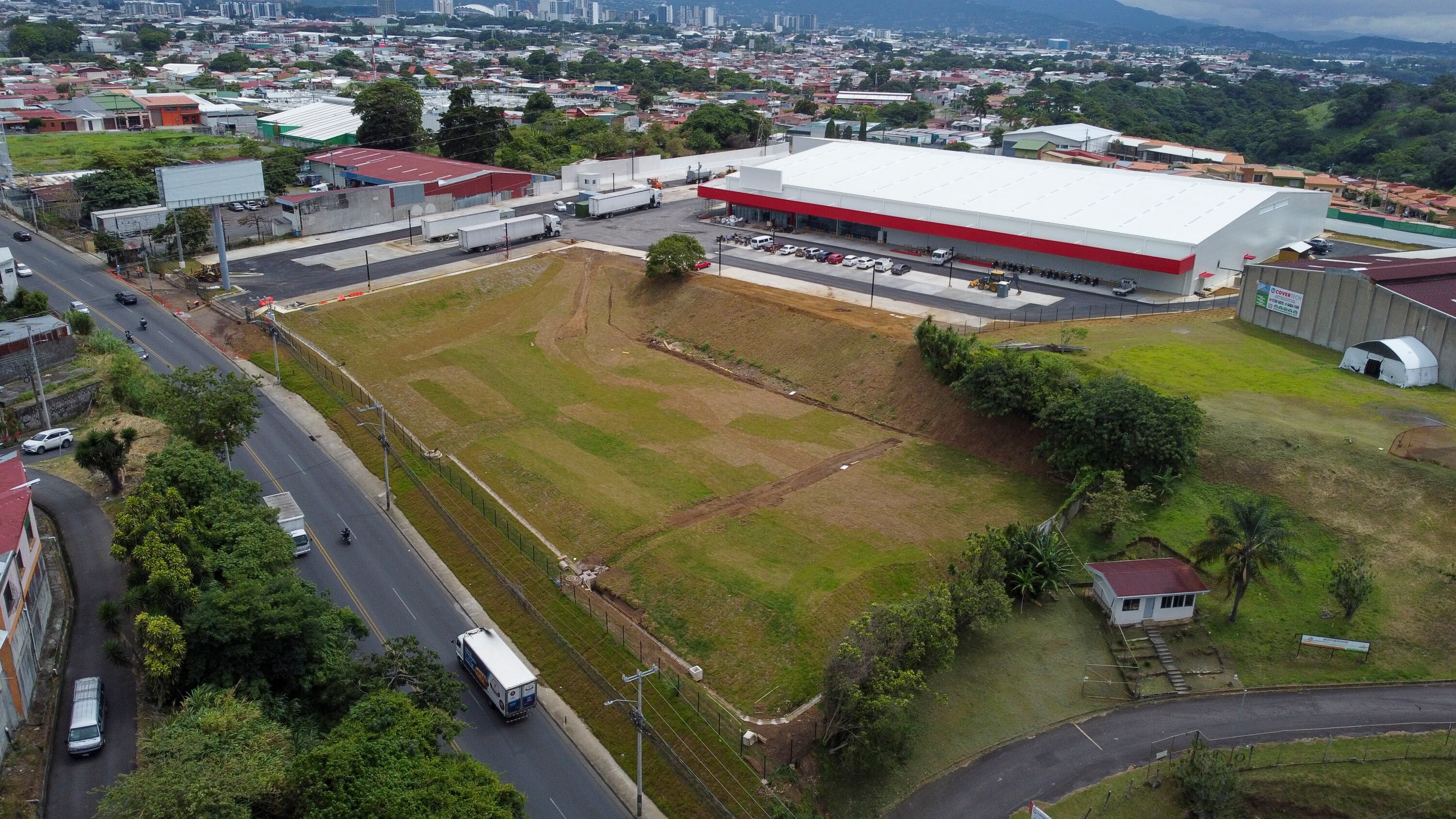 28/07/2025, San José, Tibás, construcción de Pequeño Mundo en el cantón de Tibás.
