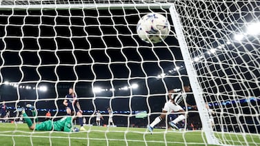 Para llorar o reír: aficionado fue a ver a su equipo y por error viajó 600 kilómetros de más para acabar en otro estadio