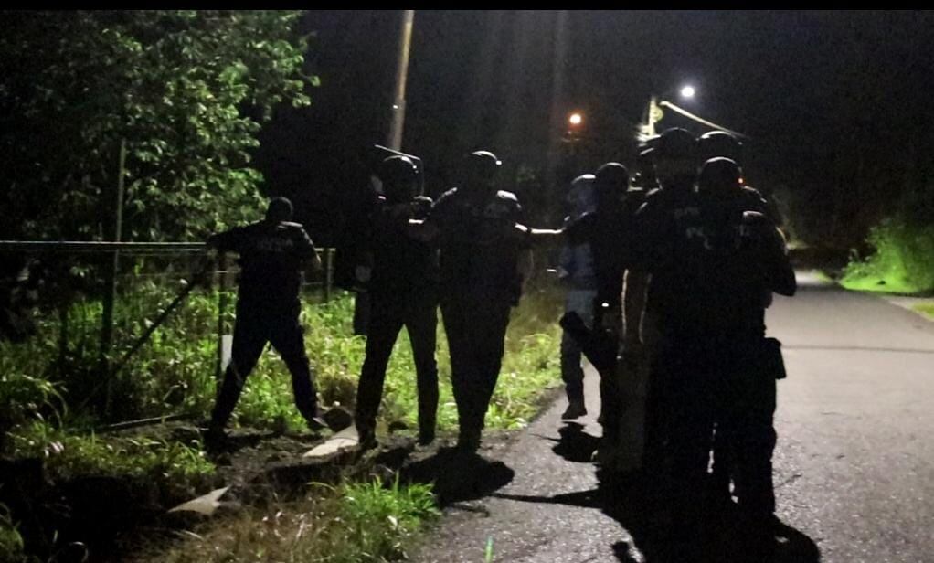 Parte de la acción de las autoridades este 29 de abril en calle Los Reyes en Tucurrique, cantón de Jiménez en Cartago. Fotografía: