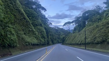 Reabre ruta 32 tras cierre por lluvias