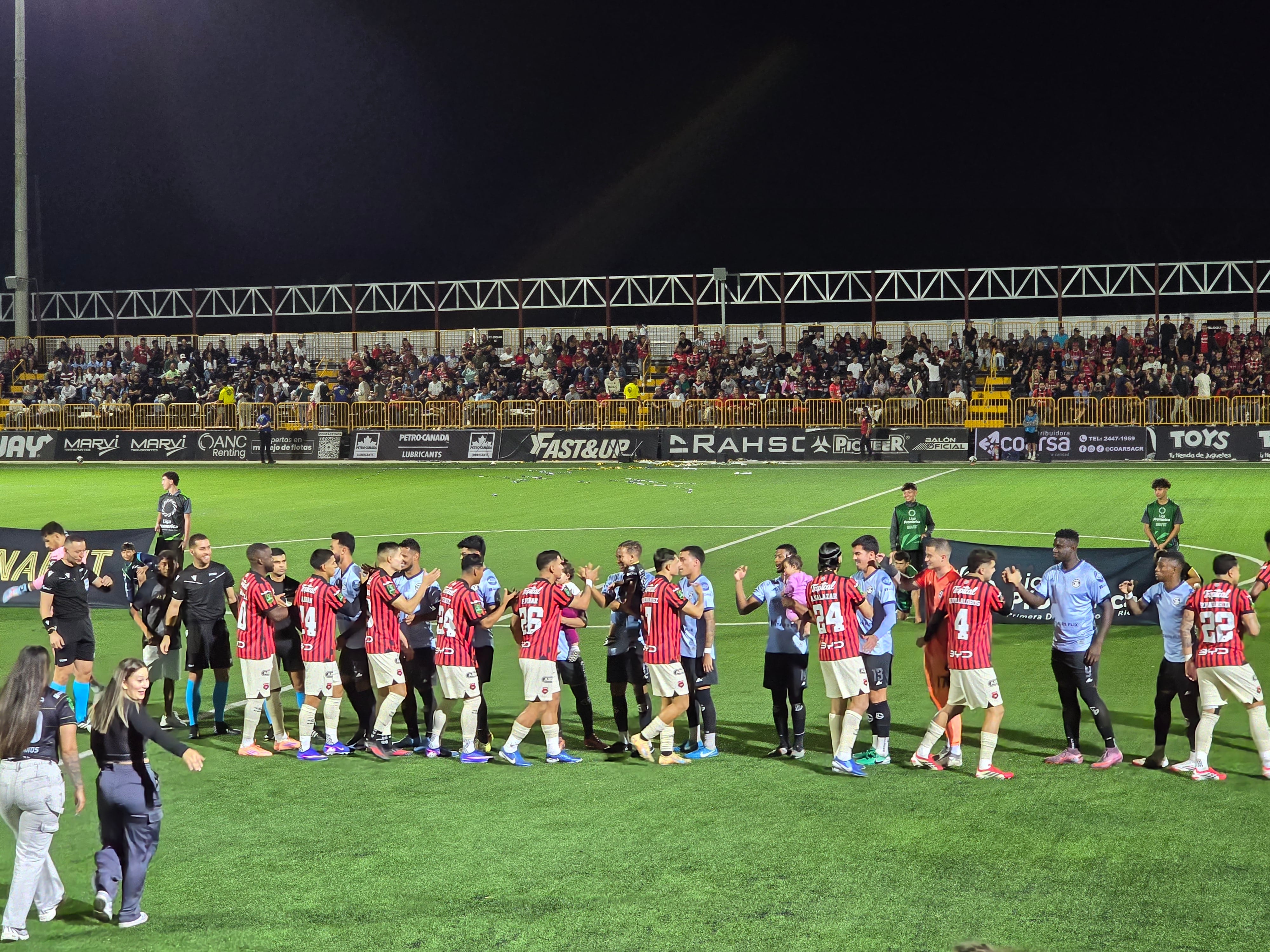 Sporting vs. Alajuelense: Empezó el partido en Grecia