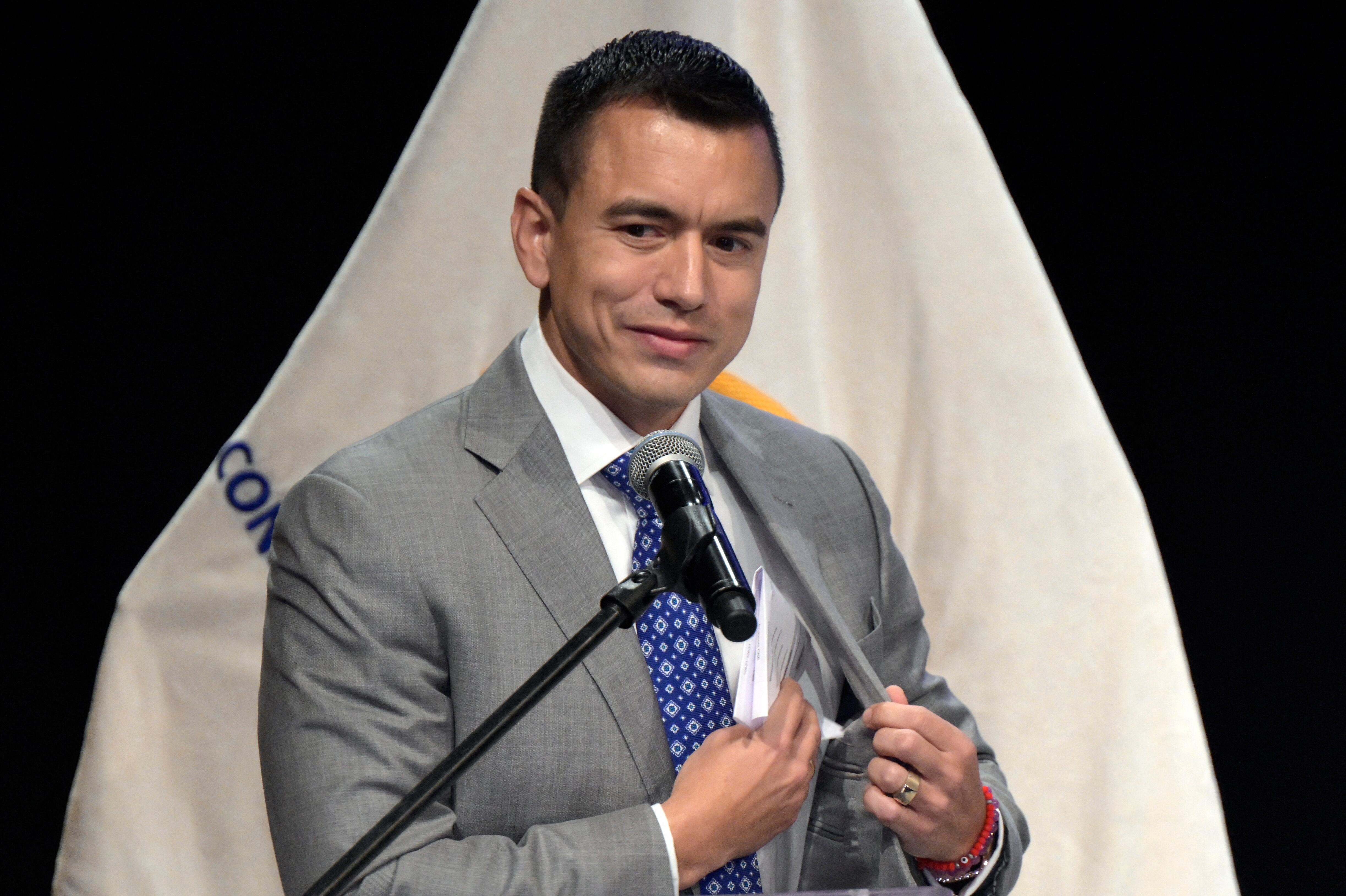 A pesar de contar con un respaldo del 60%, según la encuestadora privada Cedatos, el movimiento de Daniel Noboa, Acción Democrática Nacional (ADN), obtuvo solo 17 de los 137 escaños parlamentarios, lo que indica una fragmentación en el escenario político ecuatoriano.