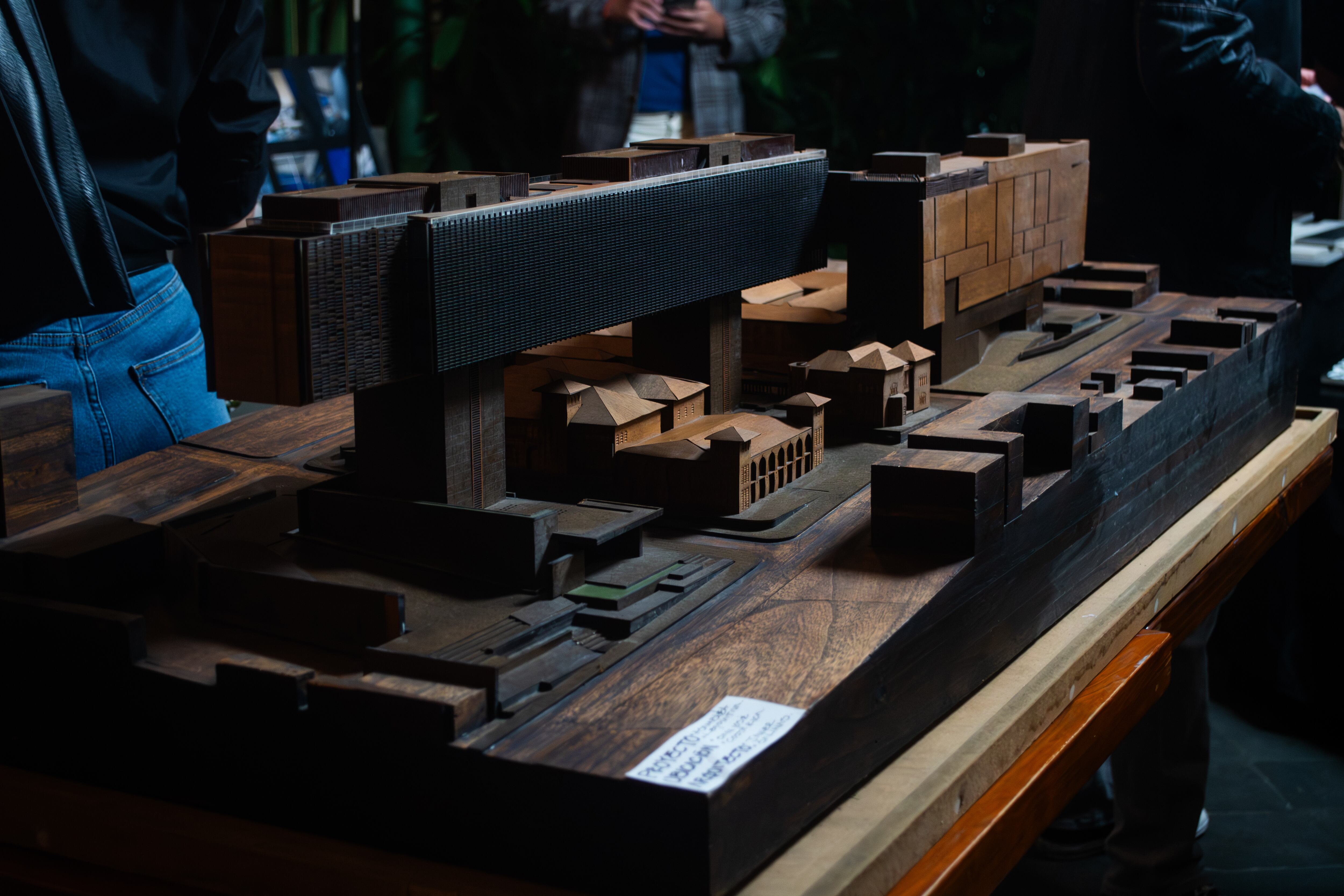 En la exposición se pudieron apreciar maquetas de distintos proyectos.