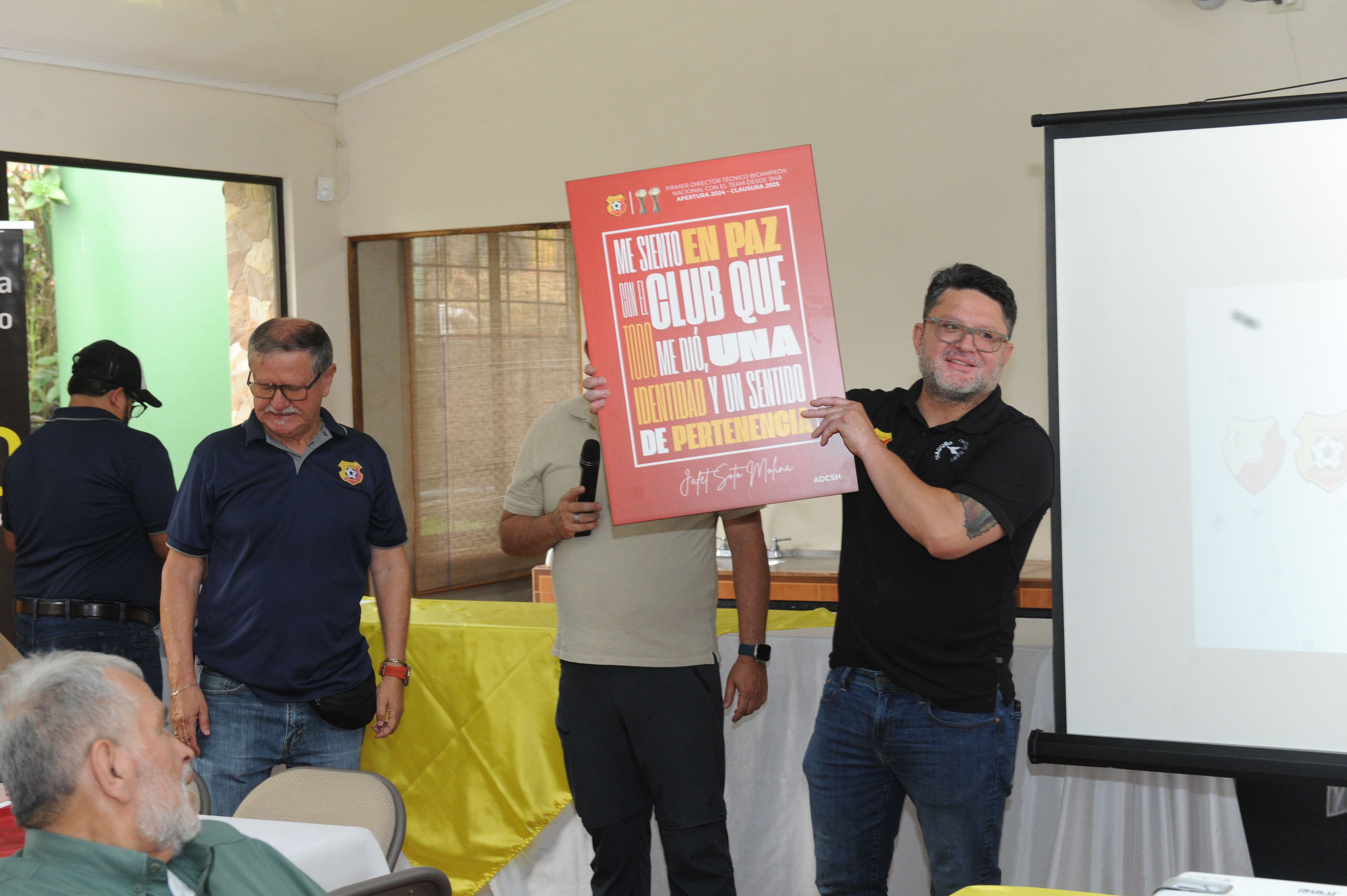 Convivio de Bicampeones del Club Sport Herediano.