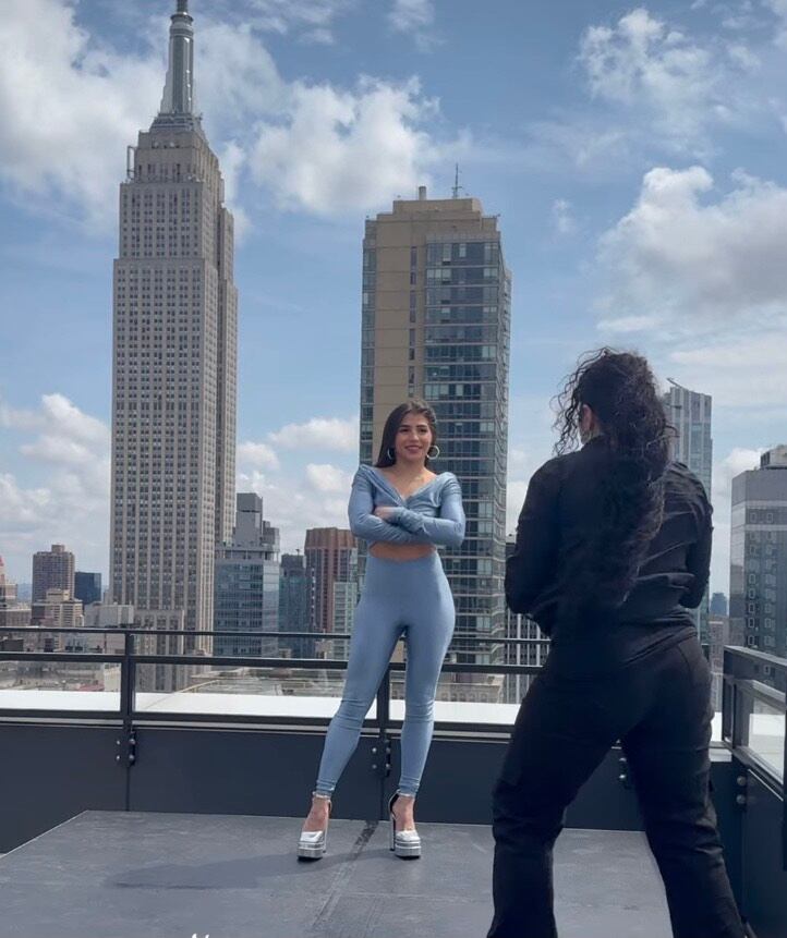 Noami Valle
Presentación
Most Valuable Promotions
Nueva York
11 de abril del 2025
Tomadas Instagram de Naomi Valle