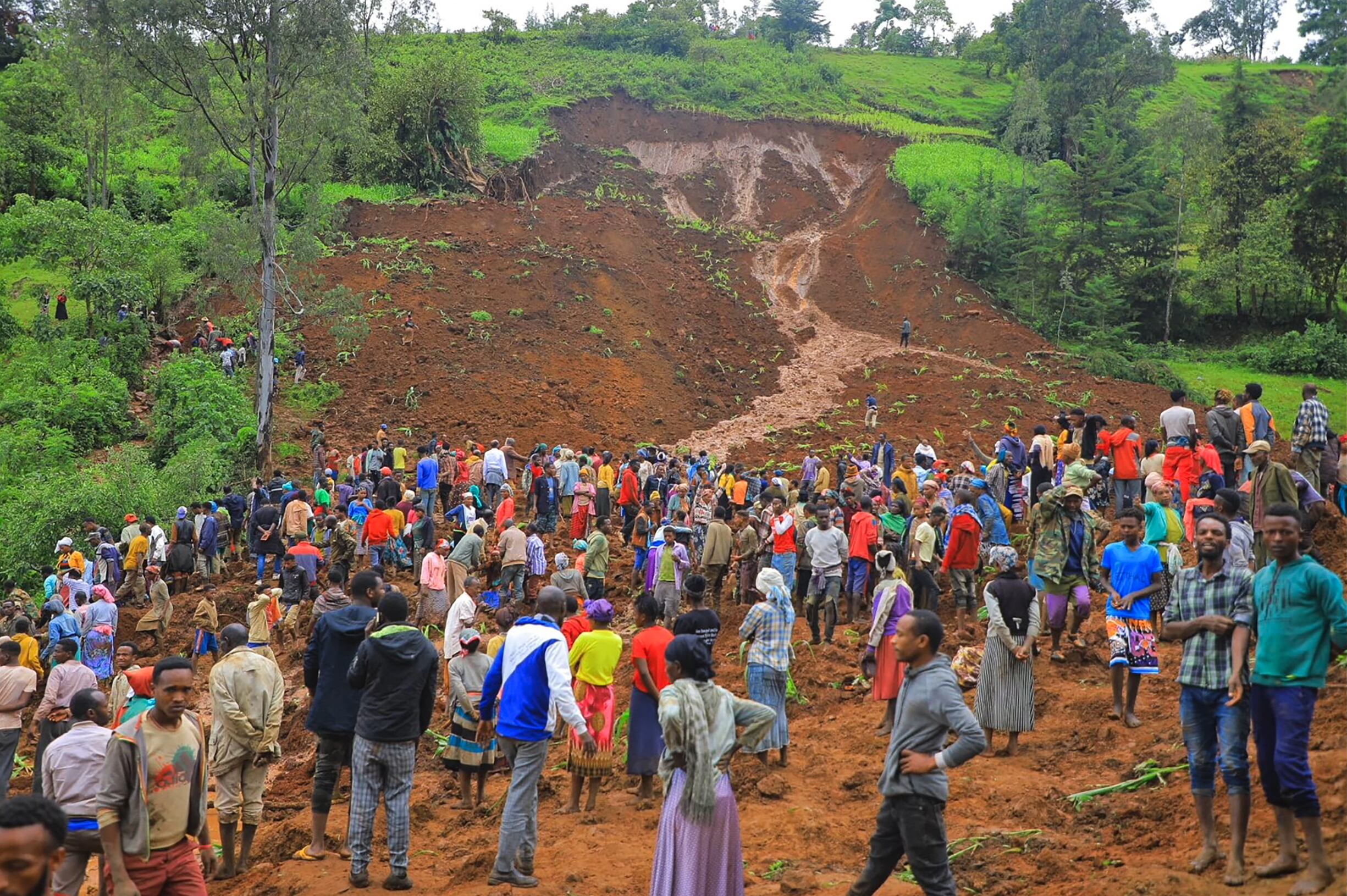 El siniestro ocurrió en la 'kebele' de Kencho, ubicada en el 'woreda' de Geze-Gofa. Esta región del sur de Etiopía fue una de las más afectadas por las inundaciones de abril y mayo, durante la temporada de lluvias corta, según la Oficina de Coordinación de Asuntos Humanitarios (OCHA) de la ONU.