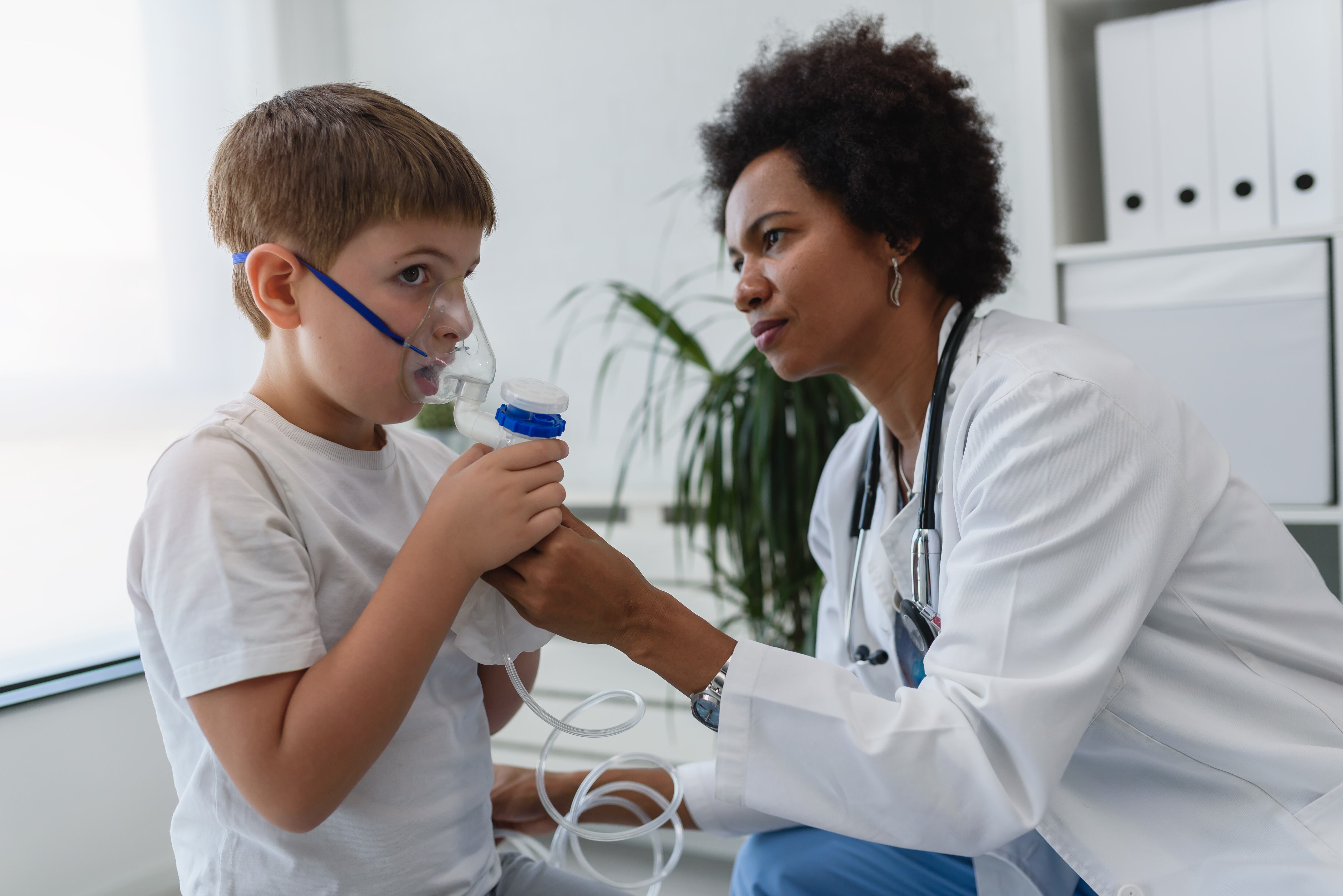 El pasado miércoles 13 de setiembre había en el Hospital de Niños 135 pacientes con problemas respiratorios, de ellos 108 se encuentran hospitalizados y 27 permanecen en el Servicio de Emergencias en observación