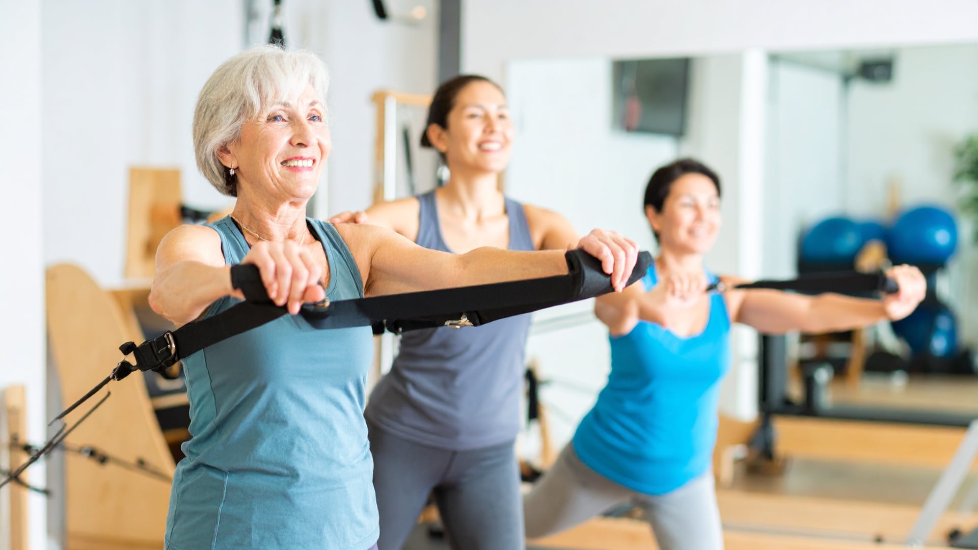 Lagree es un método de fitness exigente que combina control, fuerza y resistencia mediante ejercicios superlentos y alta carga muscular.