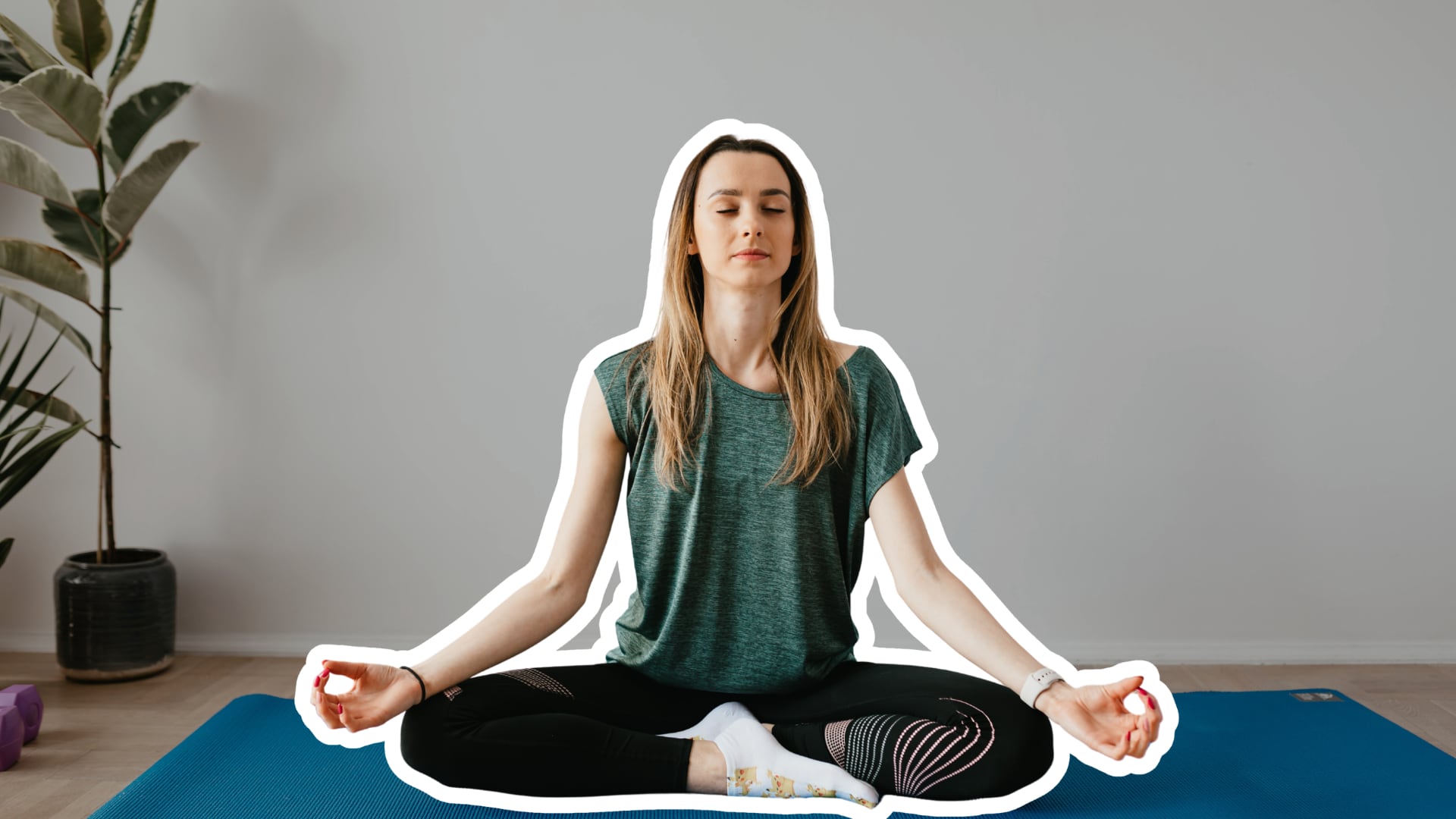 La práctica del yoga busca conectar el movimiento del cuerpo con la respiración y la atención plena, además de incluir momentos de meditación.