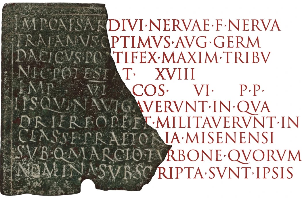 Fragmento de un diploma militar de bronce procedente de Cerdeña, otorgado por el emperador Trajano a un marinero de una nave de guerra. 113/114 d.C. (CIL XVI, 60).