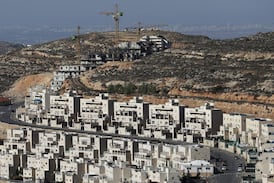 España ordena eliminar más de 100 anuncios de turismo en asentamientos israelíes en territorios palestinos