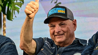 Colombia otorga asilo a expresidente de Panamá, Ricardo Martinelli, condenado por blanqueo de capitales