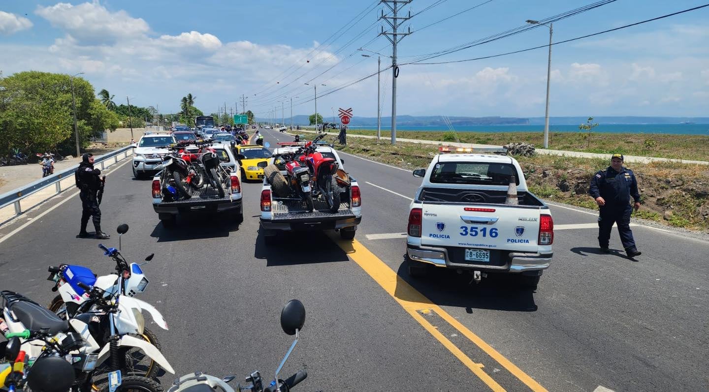 Operativo de tránsito en Puntarenas