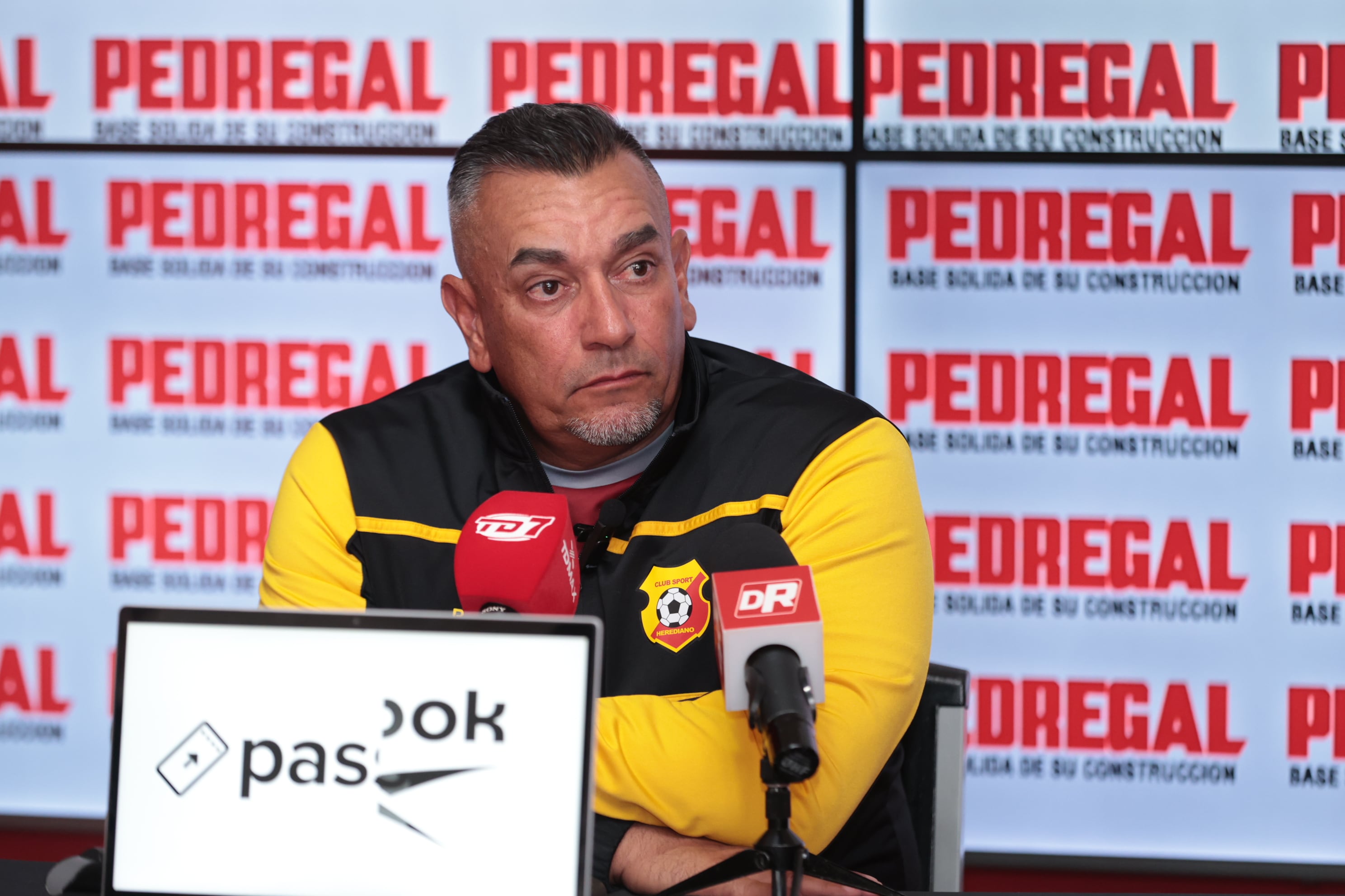 06/02/2026/ fotos de Jose Giacone director técnico de Herediano durante rueda de prensa / foto John Durán