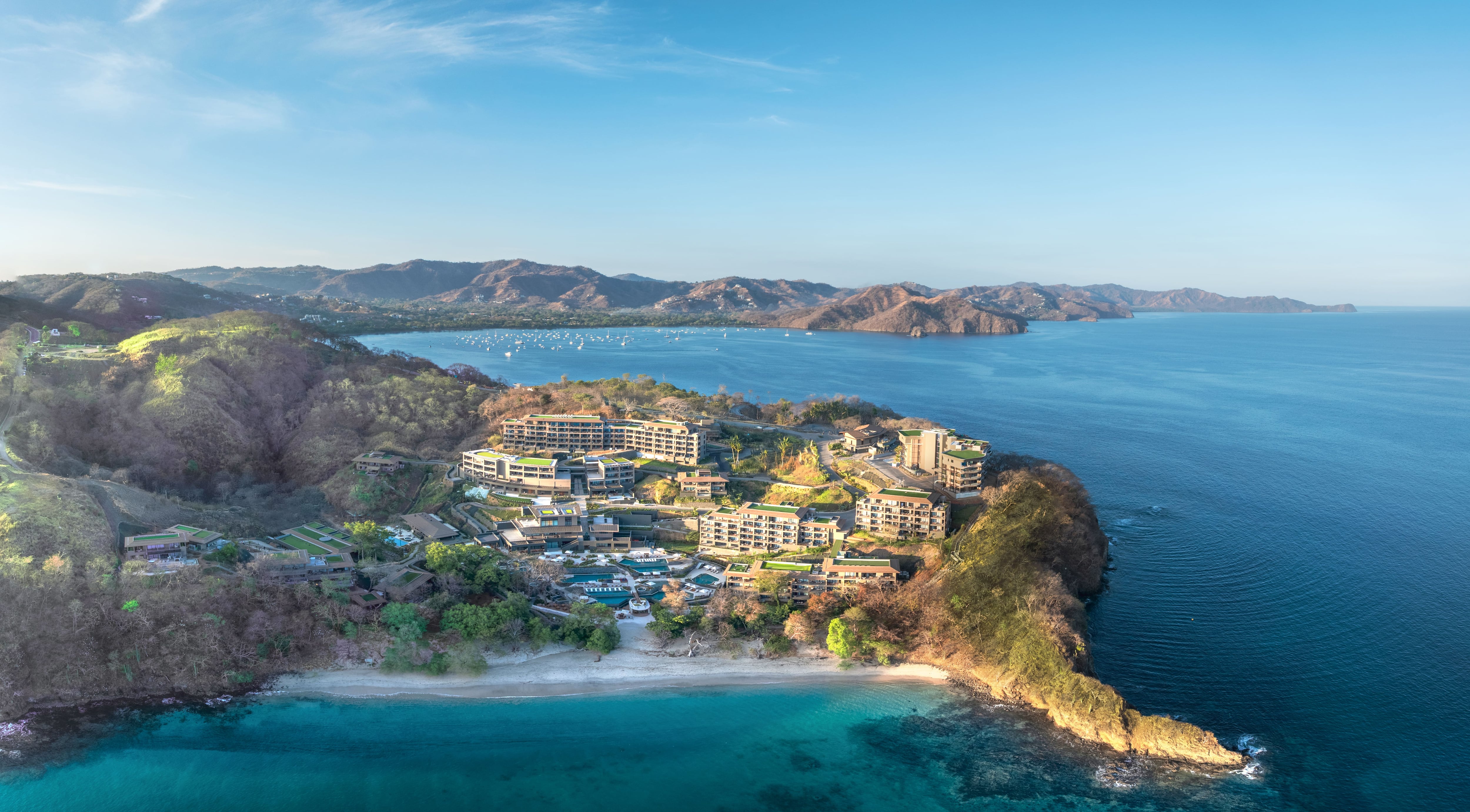 Panorámica del Hotel Waldorf Astoria en Punta Cacique