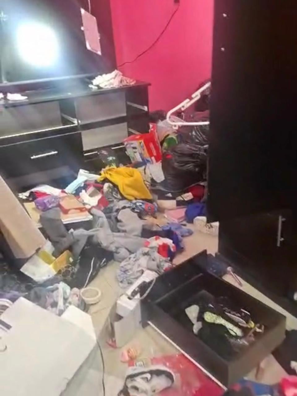 Estos son algunos de los daños que alega haber sufrido una vecina de Purral, quien denunció a oficiales de la Fuerza Pública por presunto abuso de atoridad.