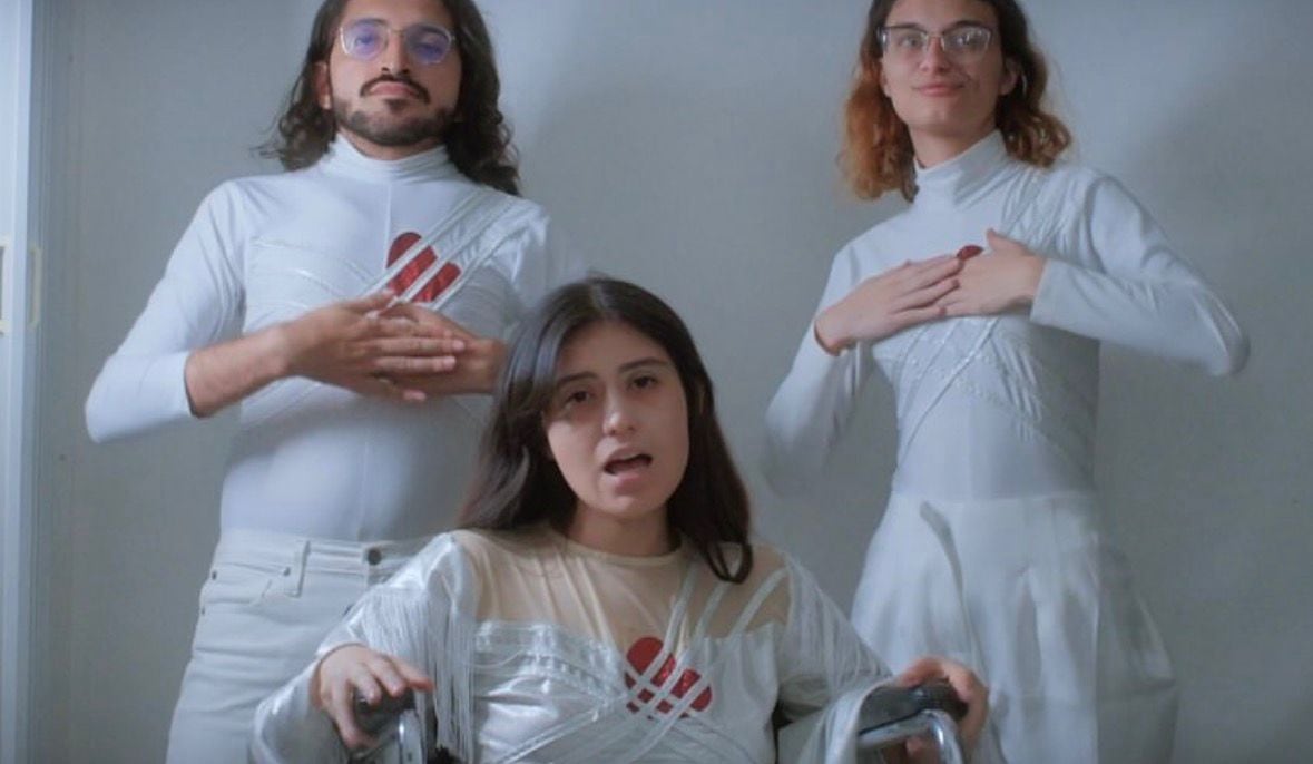 Melany Mora Chinaokes