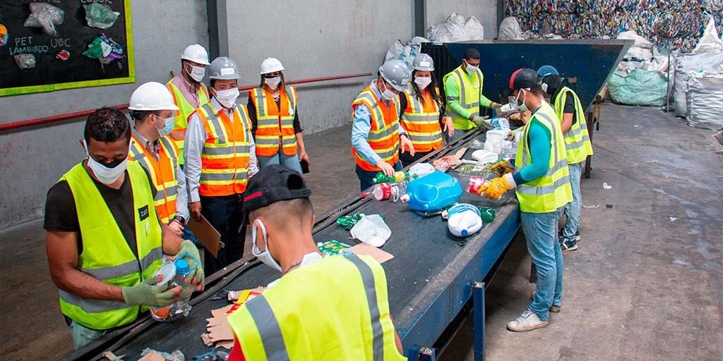 CocaCola logo y fotos