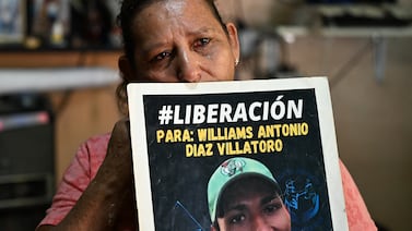 Así son los juicios masivos de El Salvador: la angustia de que paguen ‘justos por pecadores’