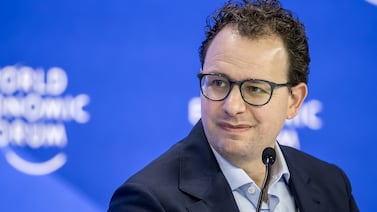Gigantes de la inteligencia artificial coinciden en frenar su desarrollo ante crecientes riesgos
