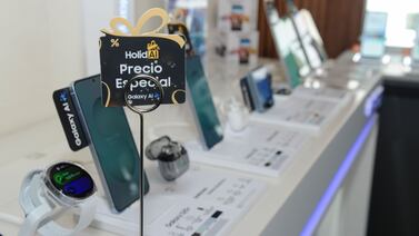 kölbi ofrece en Navidad descuentos en teléfonos y más facilidades en planes